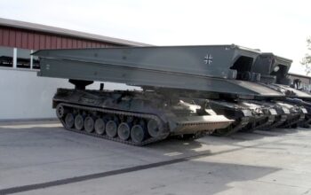 Германия решила отправить на Украину танки
