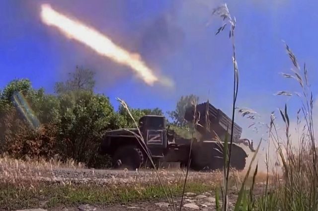 Войска ДНР смогли закрепиться в поселке Пески в пригороде Донецка